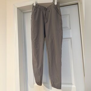 Under Armour Women's Gray Fusion Pants